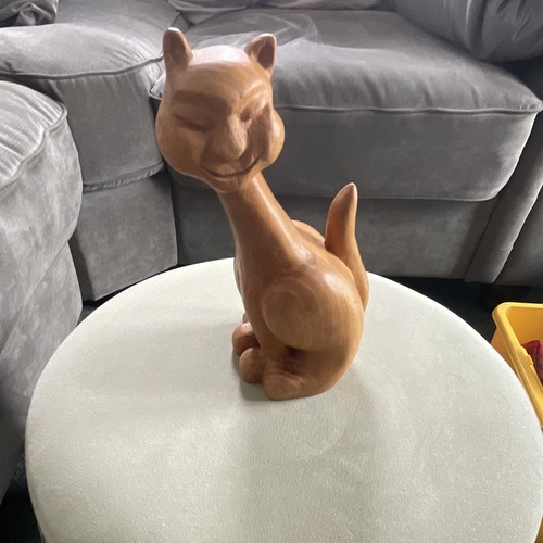 Vintage hand carved wooden cat - hand,