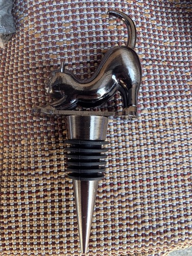 Antique cat shape wine - wine, stopper