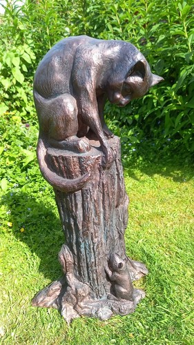 Garden sculpture cat and - sculpture,